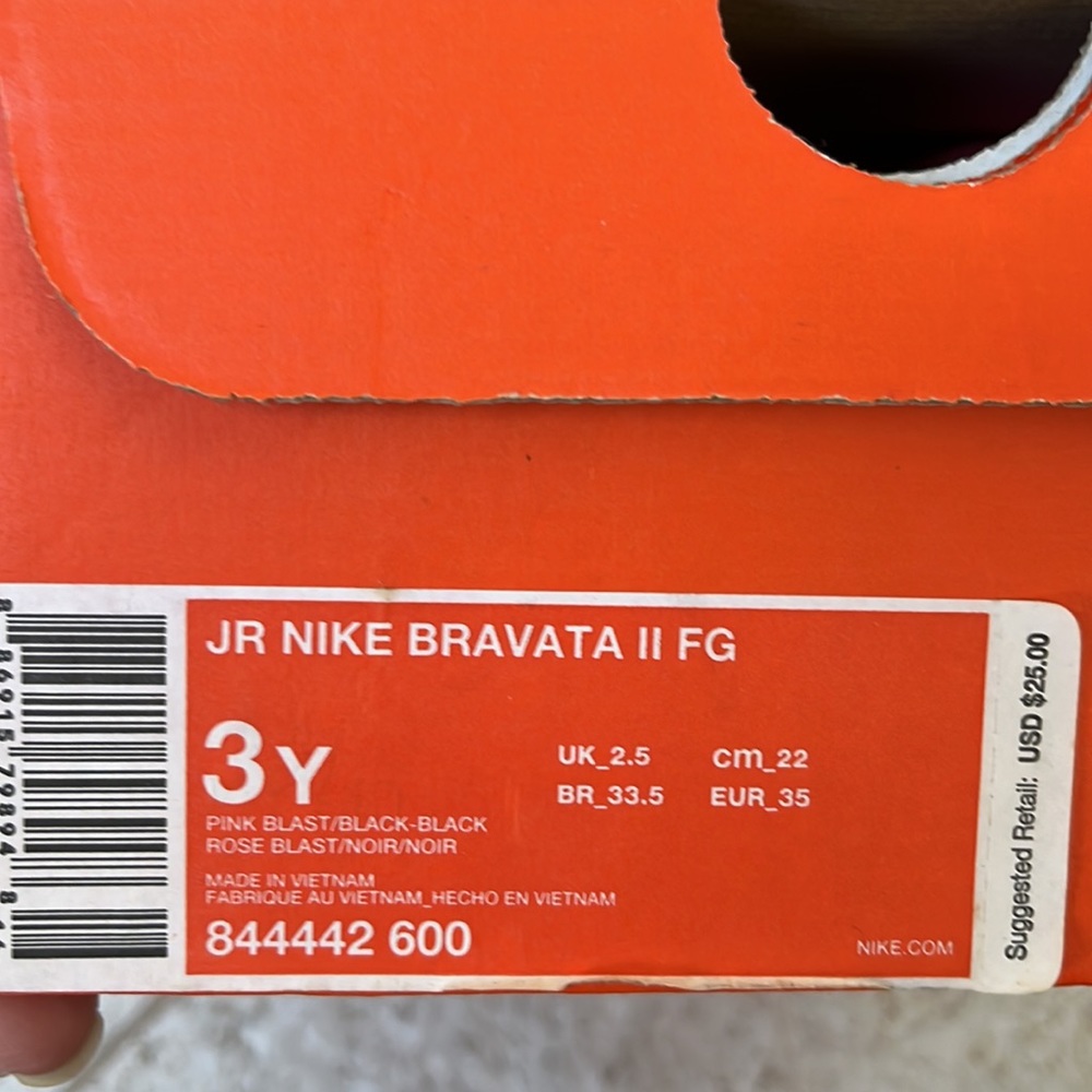 Pink Nike bravata cleats sneakers size 3Y. Worn once see pics for condition EUC - Picture 4 of 4